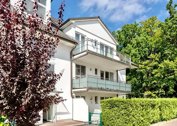 10 Helene Mit 2 Balkone بابي