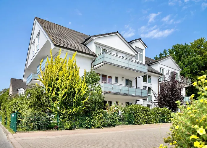 10 Helene Mit 2 Balkone بابي